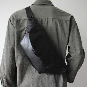 threebox斜挎包男士休閑單肩跨包大容量胸前包軟皮質時尚ipad胸包