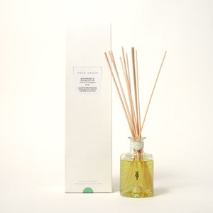 TRUE GRACE鄉村擴香瓶200mL 迷迭香與尤加利