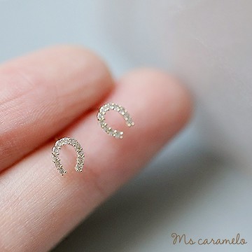 雙12活動 [現貨商品]【焦糖小姐 Ms caramelo】925純銀 U型馬蹄 鋯石耳環