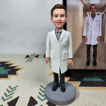 客制化人物公仔 人偶 3D人像畫 似顏繪 肖像 定制 生日 紀念 醫生