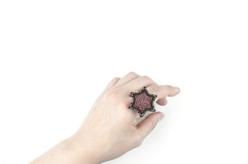 SUE BI DO WA - 手工製作皮革併合手織星星戒指(紅色)-Leather mix with yarn Star Ring