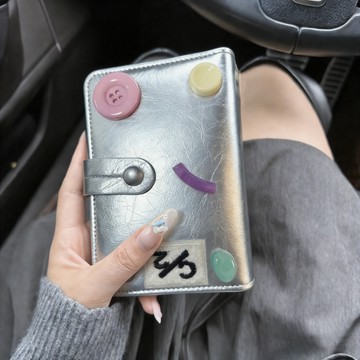 台灣熱賣韓版ins風銀色紐扣裝飾證件包女多功能證件收納包便攜旅行護照包-L1001 ACKN