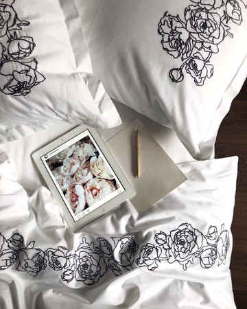 牡丹刺繡純棉緞織床包被套 - 白色 - OEKO-TEX® 認證