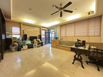 黎明商圈臨路54大地坪.百坪使用空間別墅｜台中市南屯區大墩十一街