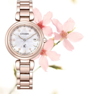 CITIZEN_星辰【xC 系列】超級鈦 光動能電波女錶-櫻花粉(ES9467-71Y)