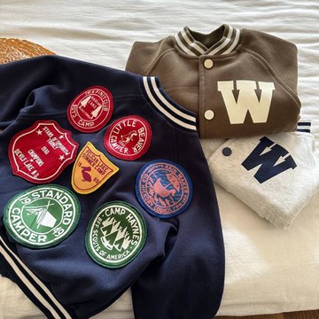 兒童夾克外套字母印花男童2024新款秋裝商標小童寶寶棒球服女純棉