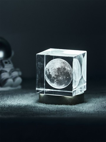 創意宇航員星空玻璃水晶球擺件送朋友閨蜜禮物兒童房家居飾品