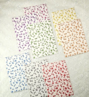 柔和的風花拼貼背景紙