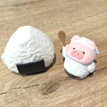飯糰造型扭蛋 - 穿著圍裙煮飯豬豬公仔