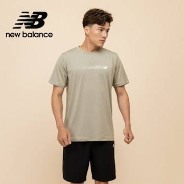 【New Balance】吸濕排汗短袖上衣_男性_褐色_MT51071ADS