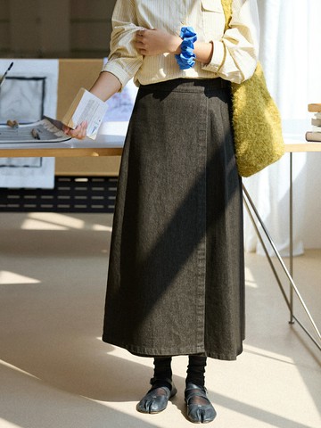 AZ」 摯愛款返場！搭扣設計 壓褶裝飾中長裙 秋冬牛仔半身裙