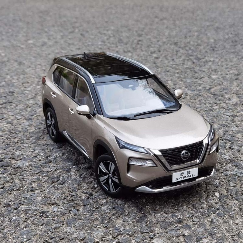 1/18 X-TRAIL NISSAN 日産 エクストレイル ダイキャスト