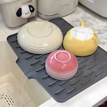 🔥嘉義現貨🔥斜坡矽膠瀝水墊 房防燙隔熱鍋墊 導流式排水墊 防滑菜板固定墊 桌面隔熱防滑置物墊 超大濾水墊