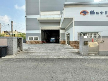 大樹合法乙工雙天車廠房+辦公室|地坪345坪｜高雄市大樹區九曲路