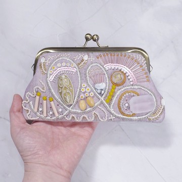 珠飾刺繡口金包 No.3 淺粉色 紗布材質 無襯裡小包 可收納卡片 手工刺繡 獨一無二 適合送禮