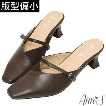 ▸APP獨賣有緣五折✨原價1480◂ Ann’S勾勒美腿-顯瘦V口拼接瑪莉珍穆勒酒杯跟鞋5cm-深咖(版型偏小)