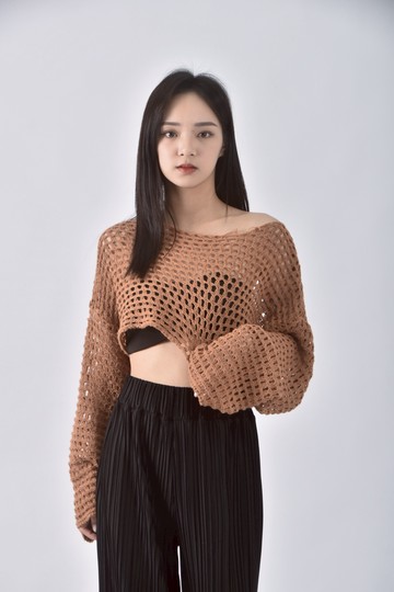 (F) 【里唯私服】meier q修身短版洞洞粉色長袖上衣