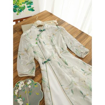 溫婉清冷系灰色奧黛改良旗袍2025年春季新款氣質高端可日常