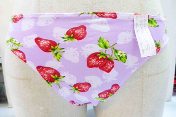 【震撼精品百貨】日本精品百貨 日本可愛內褲-紫草莓M 震撼日式精品百貨