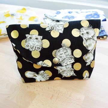 【WONDERDROP金色波點貓】 化妝包 雜物包 收納 貓咪 兔
