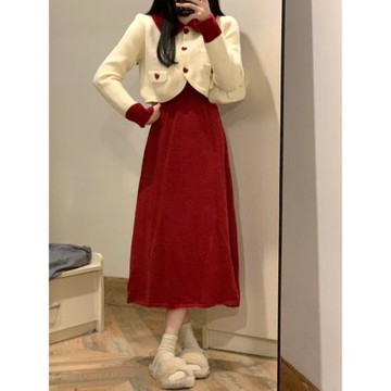 早秋穿搭套裝裙子2025年新款女裝初秋冬季法式紅色針織吊帶連衣裙