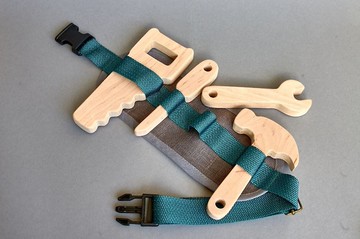 嬰兒木製工具玩具雕像