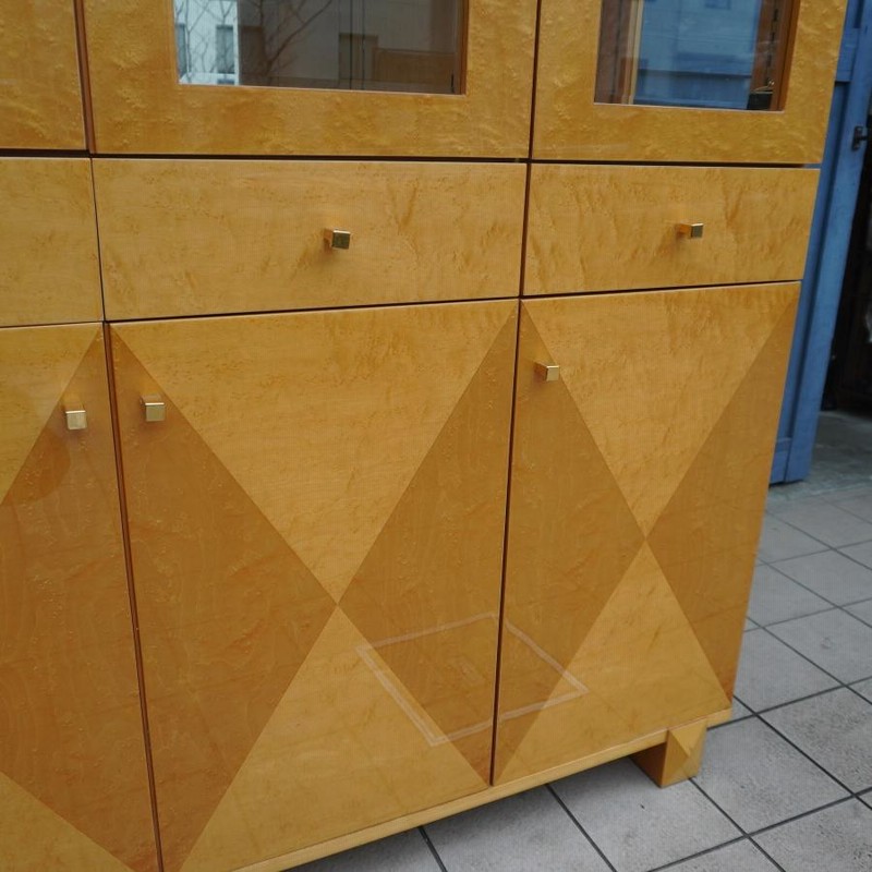 IDC大塚家具スプレンダーバーズアイメープルキャビネットキュリオケース