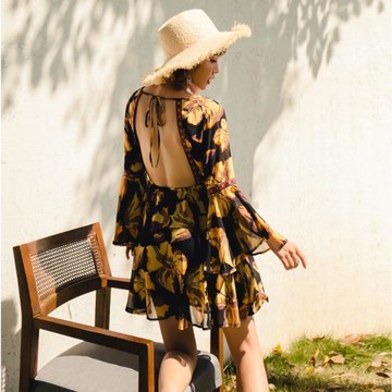 泰國巴厘島海邊度假沙灘裙女雪紡V領連衣裙夏季露背波西米亞長裙