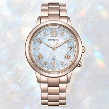 CITIZEN星辰 xC系列 Hebe田馥甄廣告配戴 台灣限定 花嫁 光動能鈦金屬電波腕錶 推薦 送禮 畢業禮物 36mm / CB1135-52D