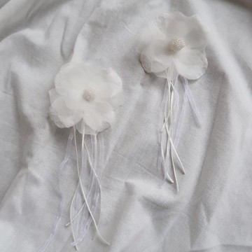 經典小繁花耳環 (流蘇款) -白色針式