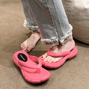 人字拖女夏季外穿2025新款舒適時尚踩屎感厚底夾腳沙灘高跟涼拖鞋