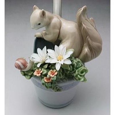 リヤドロ（Lladro リアドロ 陶器人形 置物） 動物 お庭で（リス