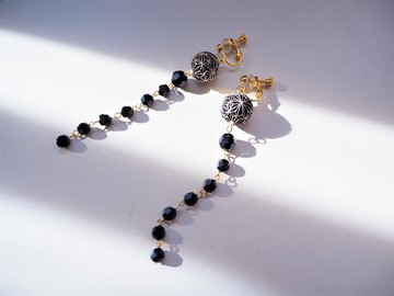 tachibanaya 日本手鞠球長款耳環 黑色 刺繡耳夾 耳環 日本傳統工藝