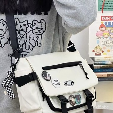 【大容量多口袋】工裝百搭斜背包 側背包 斜挎包 大學生上課單肩背包 韓版潮流大容量斜背包女 滌綸材質 多口袋斜背包 大容