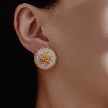 耳環 | Pegasus Realm 飛馬幻境 - 香草色