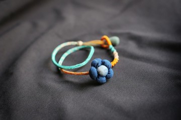 春秋全手工編繩 布藝 | 腕上生花 敦煌  | 植物藍染 雙圈手繩