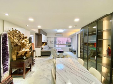 散步到捷運✨國泰雅苑✨稀有大五房平車｜台中市北區陝西東二街