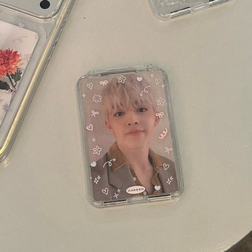 Spring Frame 超輕透不發黃MagSafe 卡夾支架二合一