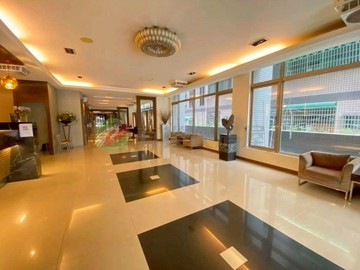 C27輕軌/鼎山家樂福/菁英會館套房｜高雄市三民區愛國路