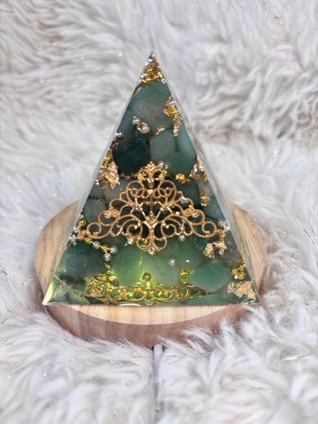 7.6x7.6x8.5cm(桌邊守護款) 森林珍寶系列-東菱玉奧剛能量塔