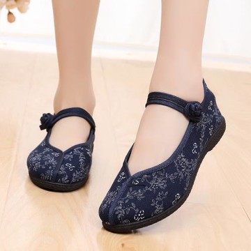 小碎花布鞋平底民族風老北京媽媽女鞋圓頭搭扣舞蹈鞋一腳蹬單鞋夏