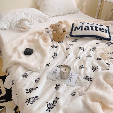 【復古黑白風】毛毯冬季加厚珊瑚絨辦公室學生宿舍單人午睡小毯子