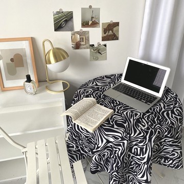 新款 韓風斑馬紋個性床頭墊沙發巾臥室背景布黑白撞色桌布