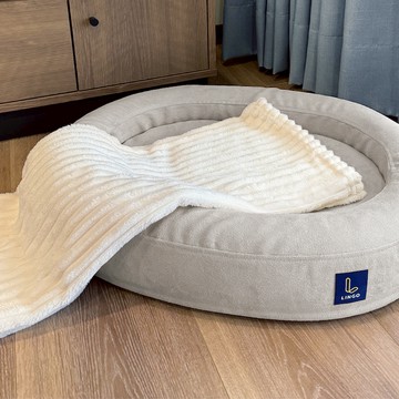 法蘭絨萬用毯 (毛孩尺寸/人用尺寸) - 雲朵白 (立體條紋)-150*200cm (人用尺寸)