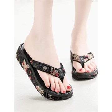 2025新款人字拖鞋女外穿夏天時尚百搭坡跟防滑亮片沙灘鞋海邊涼拖