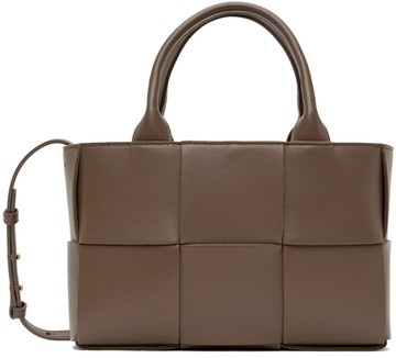 Bottega Veneta 灰褐色迷你 Arco 托特包