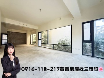 西屯黎明禾盛龍富21全新8米面寬臨路電梯別墅｜台中市西屯區龍富二十一街