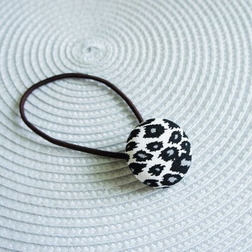 Lovely【豹紋包扣鬆緊髮束】黑豹 (1個)