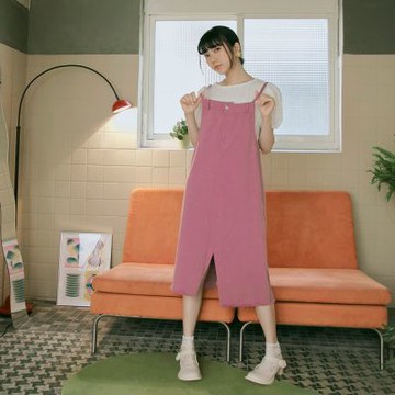 OB嚴選-純棉不對稱開衩吊帶長洋裝《DA9722-》