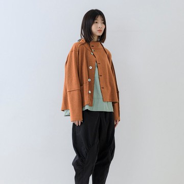 霧感【毛料】短版不收邊切線外套